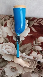 Customizable Bath Prosthesis for Lower Leg