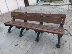 Classic Outdoor Bench