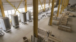 Electric Cargo Lift for Heavy Goods Transportation