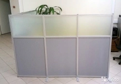 Mobile Office Partition for Flexible Workspaces