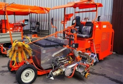 Winner CM-522T Self-Propelled Road Marking Machine 33kW Diesel