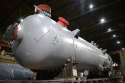 Separator for Gas-Liquid Separation 652-V-100A,B,C,D, 752-V-100A,B,C,D