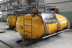 Chemical-Resistant Fiberglass Transport Tanks for Safe Liquid Storage