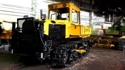 Industrial Crawler Tractor DT-75GBM4C2