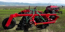 FEAТAGRO N-12000 Seeder Complex for Precision Planting