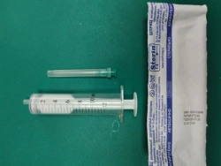Sterile Single-Use Two-Part Injection Syringe 10B "Luer" with Needle
