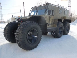 Predator-3940A All-Terrain Snow and Swamp Vehicle