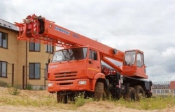 Truck Crane KС-55713-5K-2 with 25t Capacity