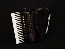AKKO "Vika" Accordion 4-Voice with 15 Registers