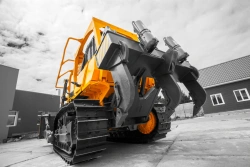 Bulldozer with Semi-Spherical Blade and Hydraulic Tilt B10PM.8100ER