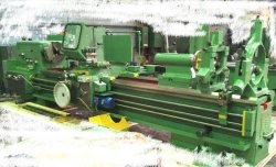 Versatile Lathe Machine 1M63NPF1-1