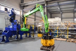 Crane for Lifting and Moving Loads - ANT 10MM