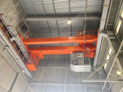 Electric Overhead Crane with Cabin, Model VZI X-B-Q-L-H-E