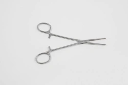 Blood-Stopping Clamp, Serrated, Straight #1, 160mm