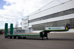 Heavy-Duty Semi-Trailer for Transportation with Mechanical Ramps and Extenders - TverstroyMash 993931 Mod 0022