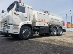 Aircraft Refueling Truck LKT-10TZA on Kamaz 65115 Chassis