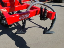 Soil Cultivator Injector for Liquid Organic Fertilizers UVV-5/9KPE