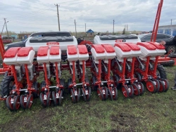 Precision Seeder PZK-D12 for Efficient Planting