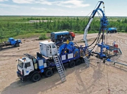 Coiled Tubing Unit for Well Maintenance and Repair UKRS-30