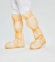 Special Decontaminable Footwear for Personal Protection