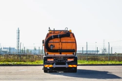 ED300M3 Combined Road Machine with Sweeping and Vacuum Equipment