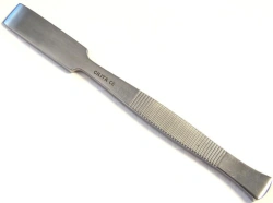 Surgical Osteotome for Bone Cutting in Maxillofacial Surgery