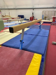 Competition Beam for Women's Artistic Gymnastics