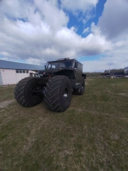 Predator-2914T All-Terrain Snow and Swamp Vehicle