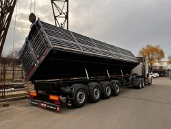 Side Tipping Semi-Trailer Model 853393 for Bulk Cargo Transport